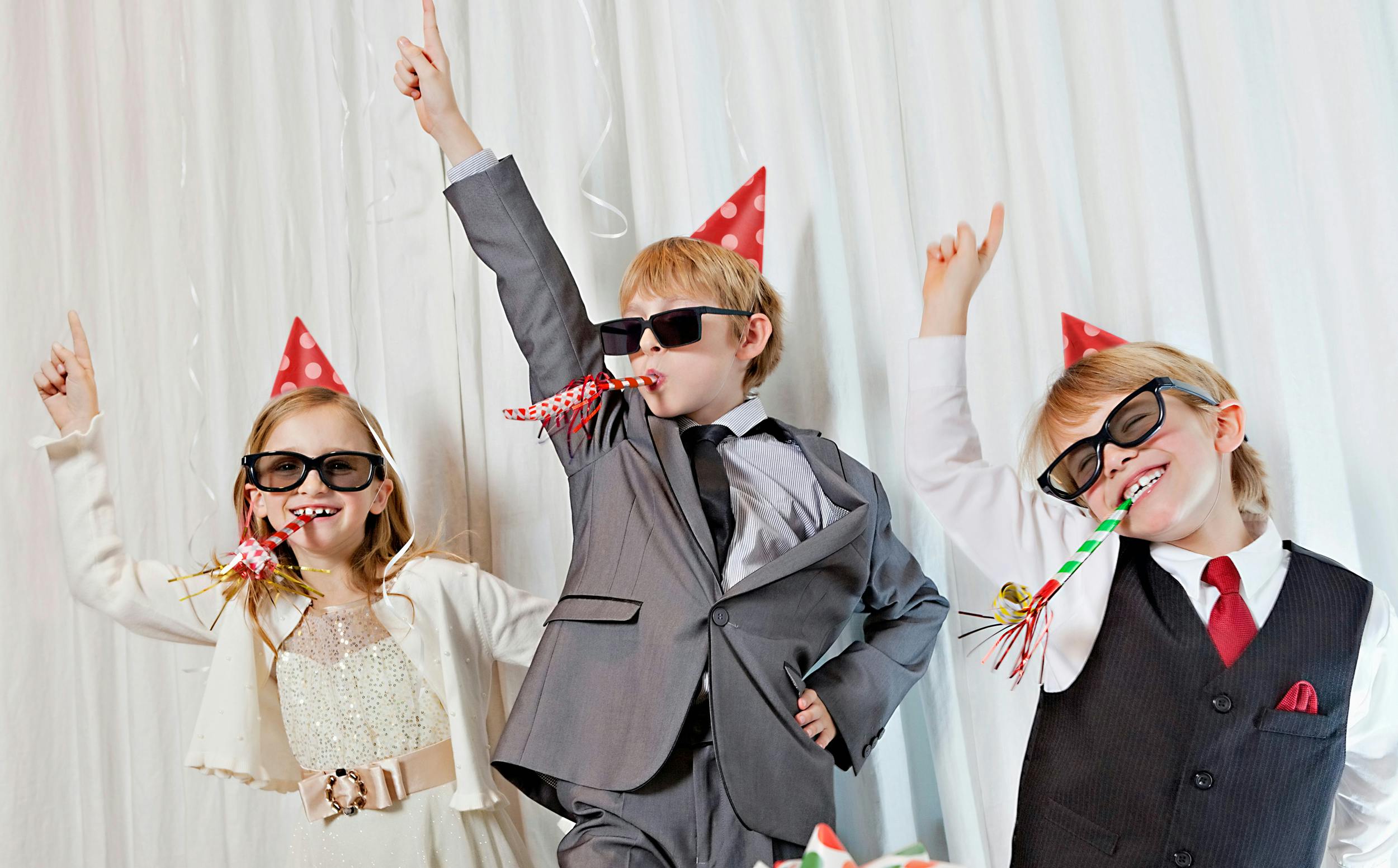 7 Songs for a Magical Kids Holiday Party
