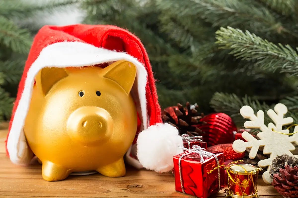 "Ho Ho Hacks" - Christmas on a Budget