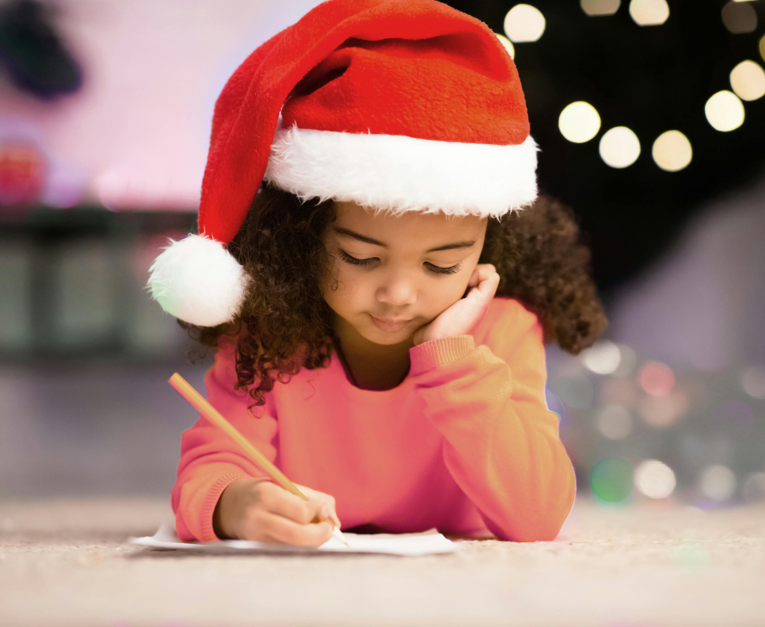Five Ways to Make Your Letter to Santa More Magical