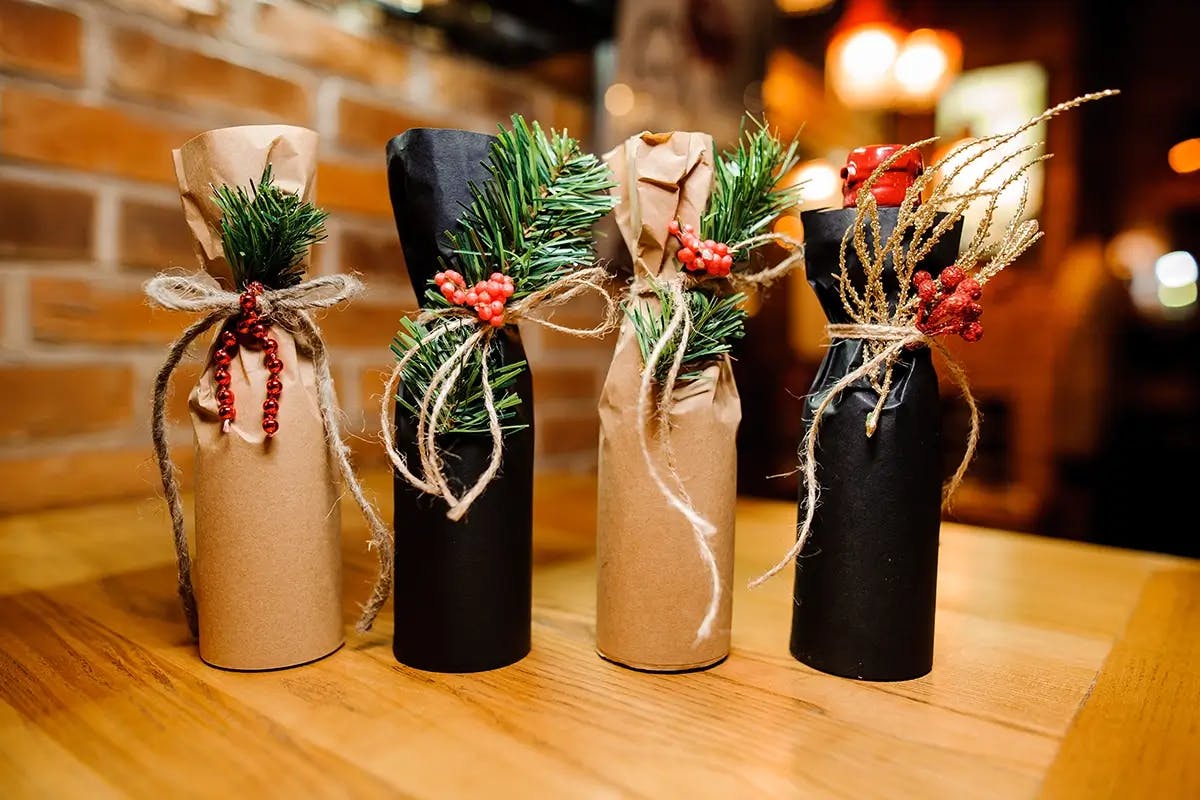 Creative Ways to Wrap a Wine Bottle