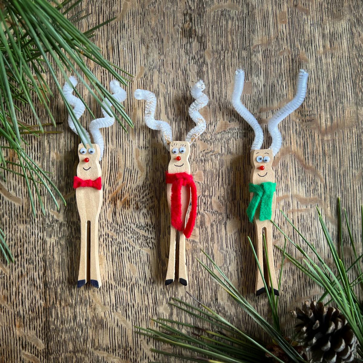 Reindeer clothespins