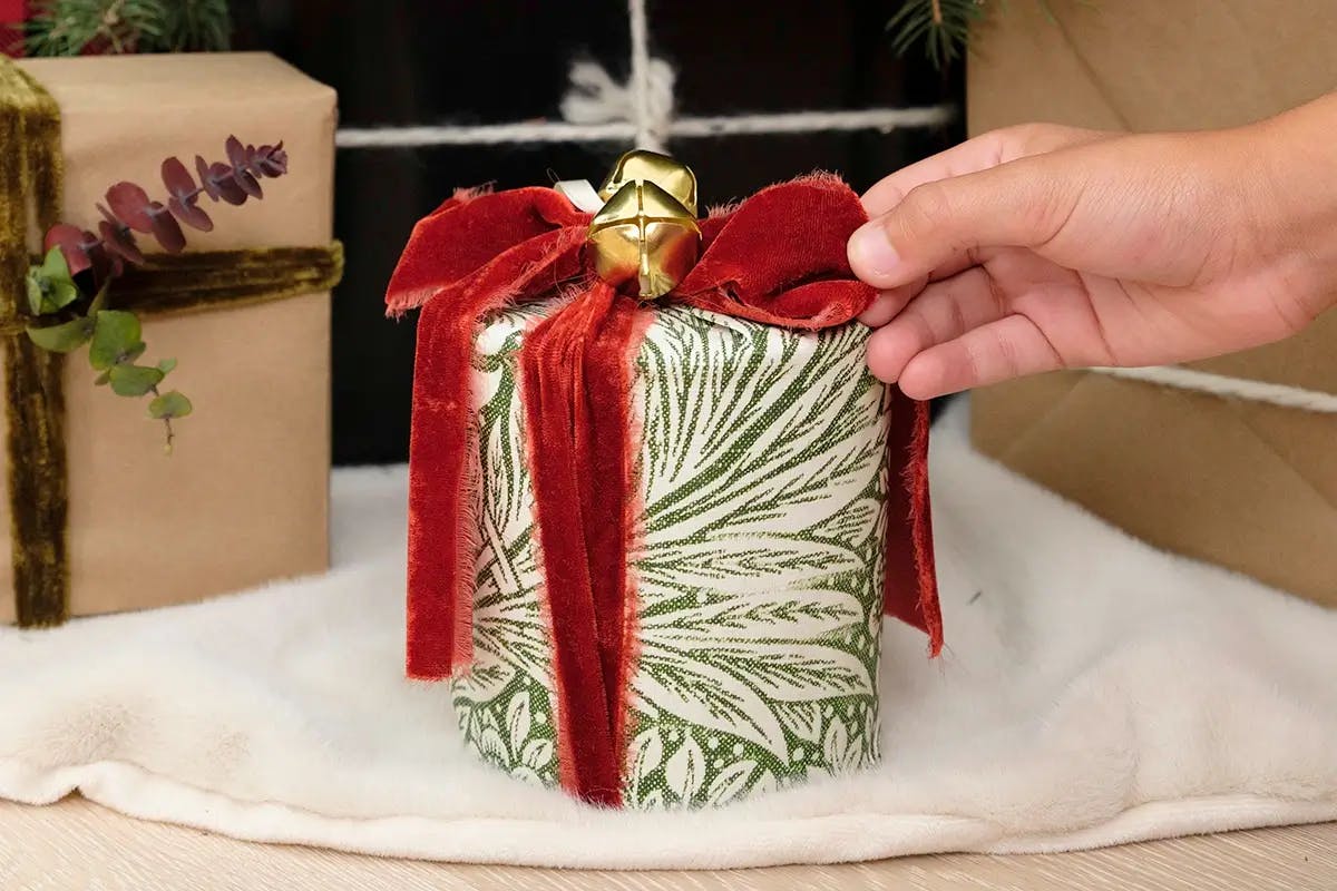 How to Wrap a Candle