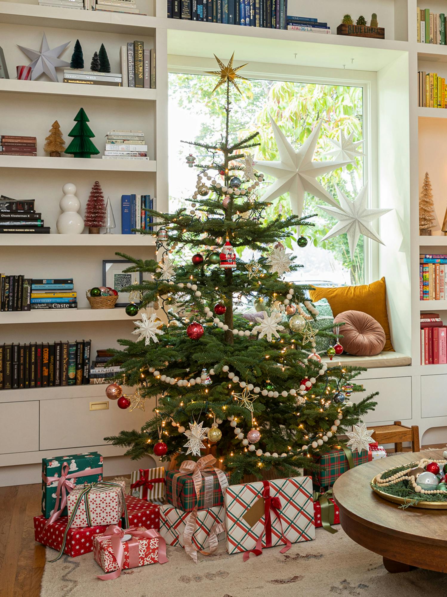 Our Favorite Christmas Tree Skirt Ideas